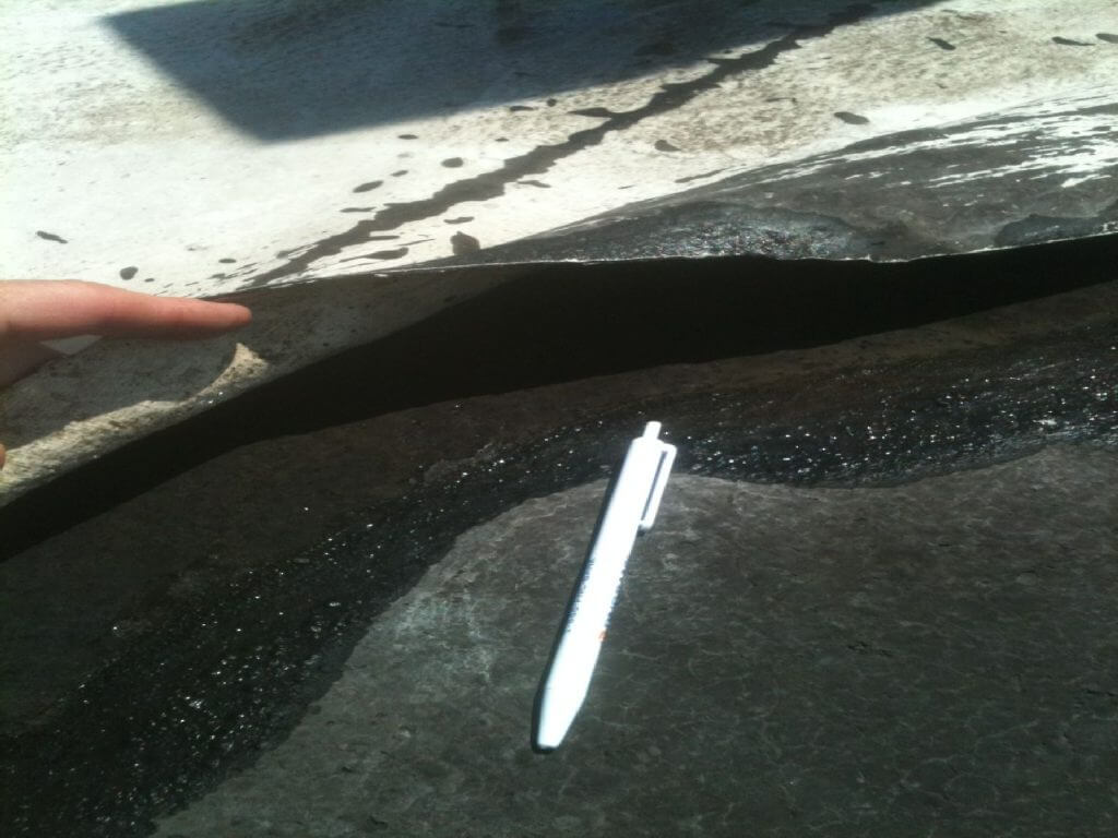 Emulsion Acrylic Elastomeric Roof Coating Systems 4